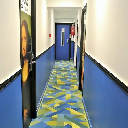 Ibis Styles Maine Montparnasse Parigi